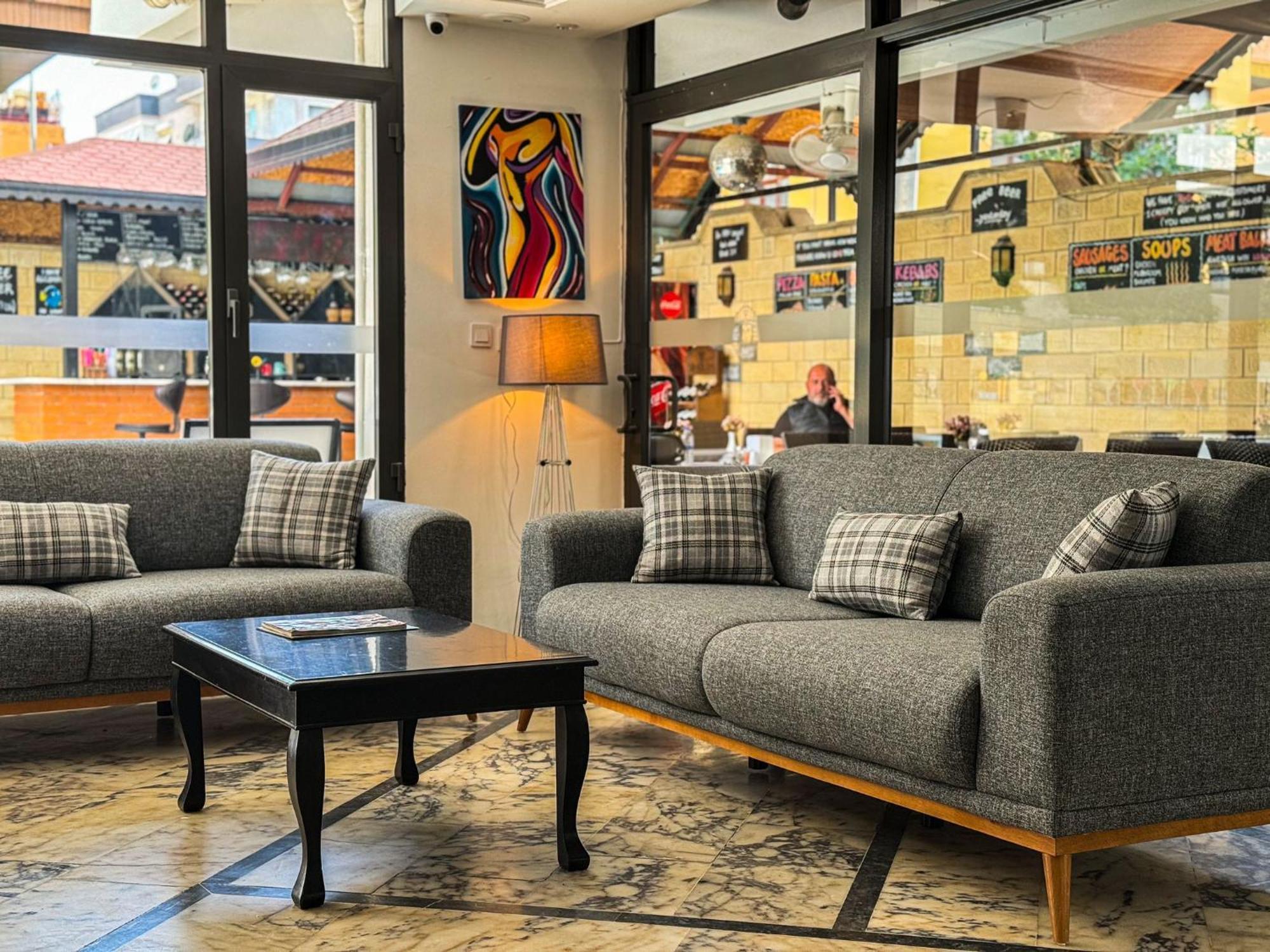 Casa Cleo Suit Hotel 阿拉尼亚 外观 照片